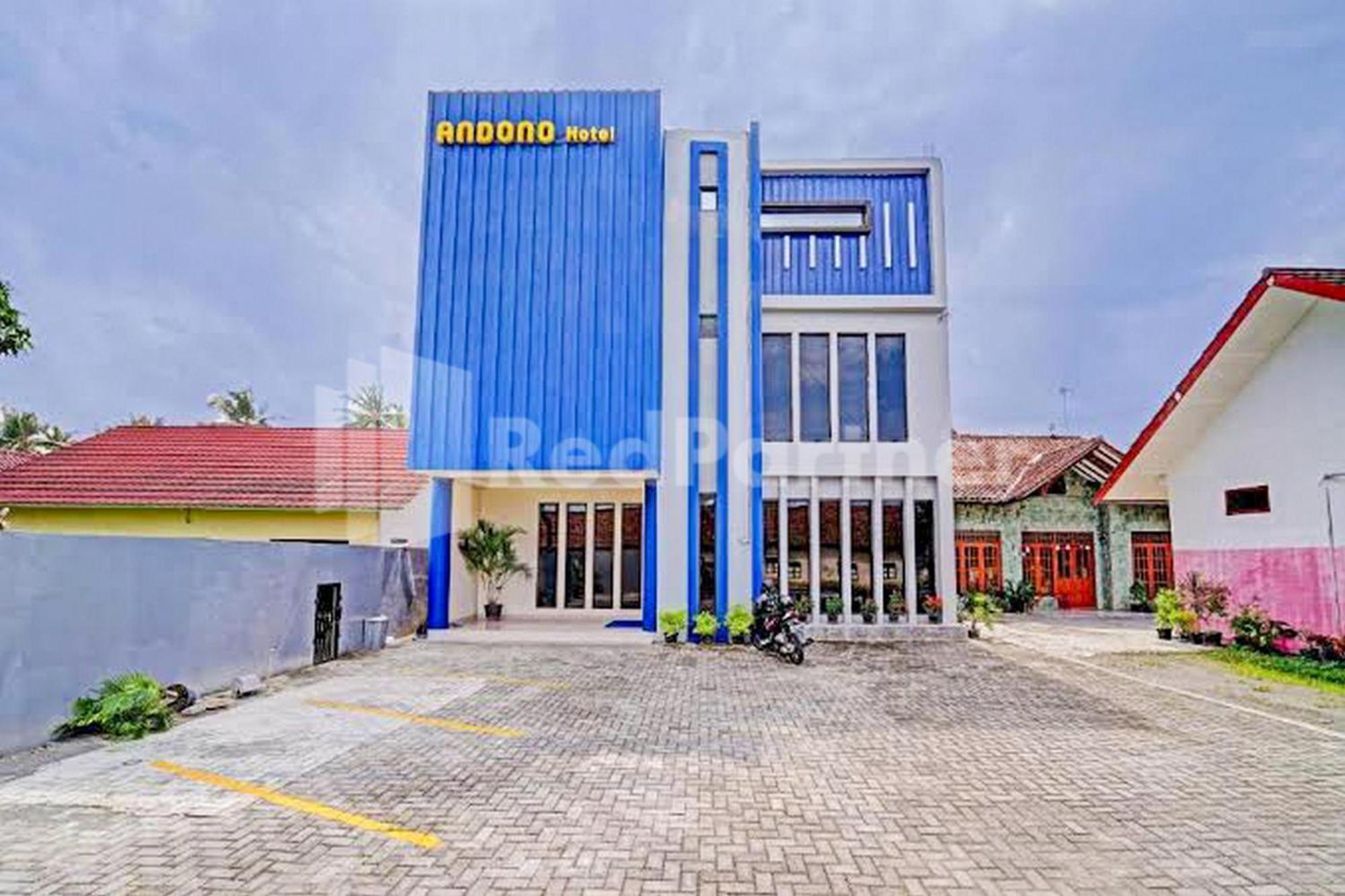Hotel Andono Near Yia Mitra Reddoorz Temon Exterior photo