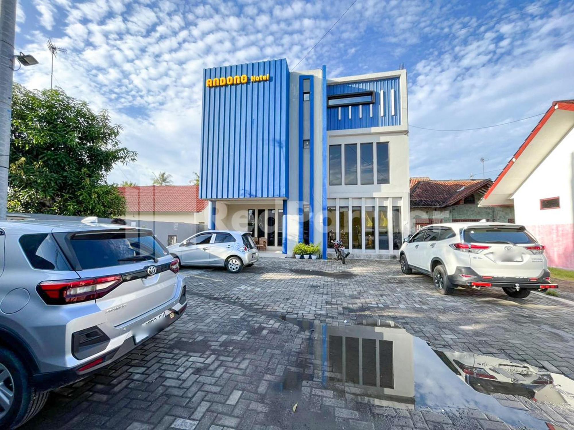Hotel Andono Near Yia Mitra Reddoorz Temon Exterior photo